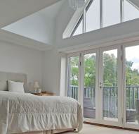 Double bedroom with cathedral window